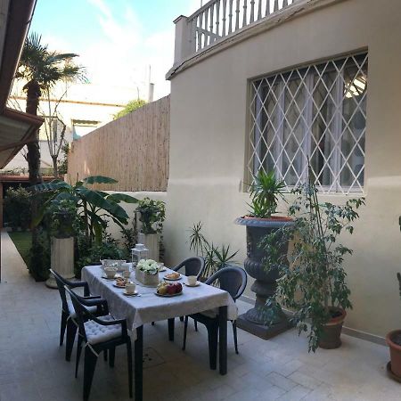 La Casa Di Anna Appartement Viareggio Buitenkant foto