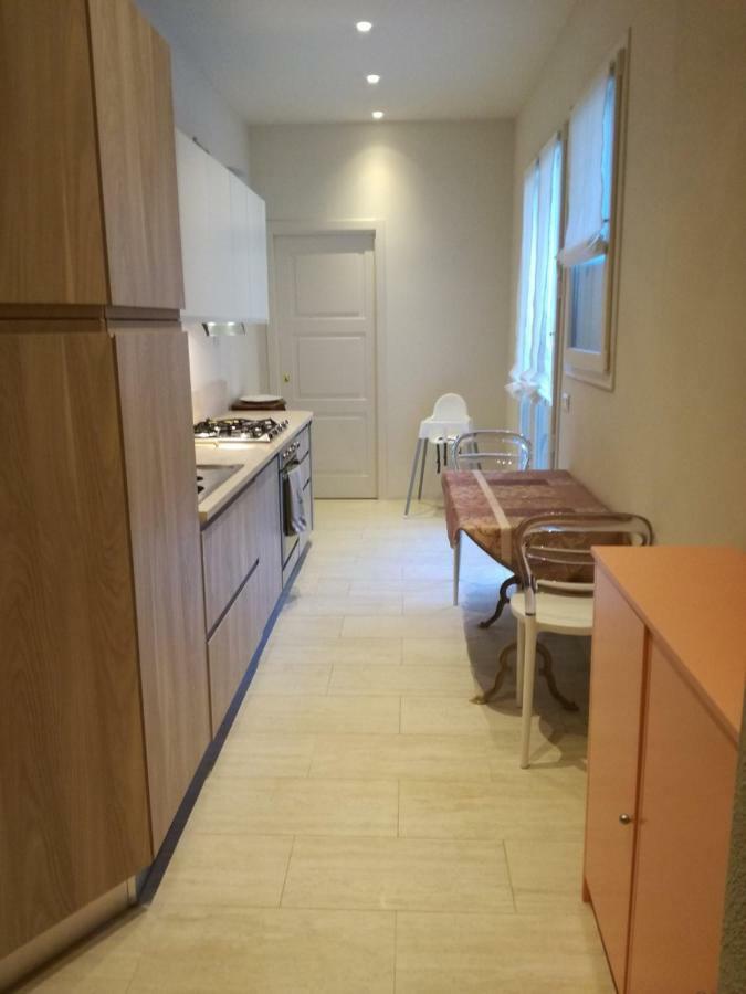La Casa Di Anna Appartement Viareggio Buitenkant foto