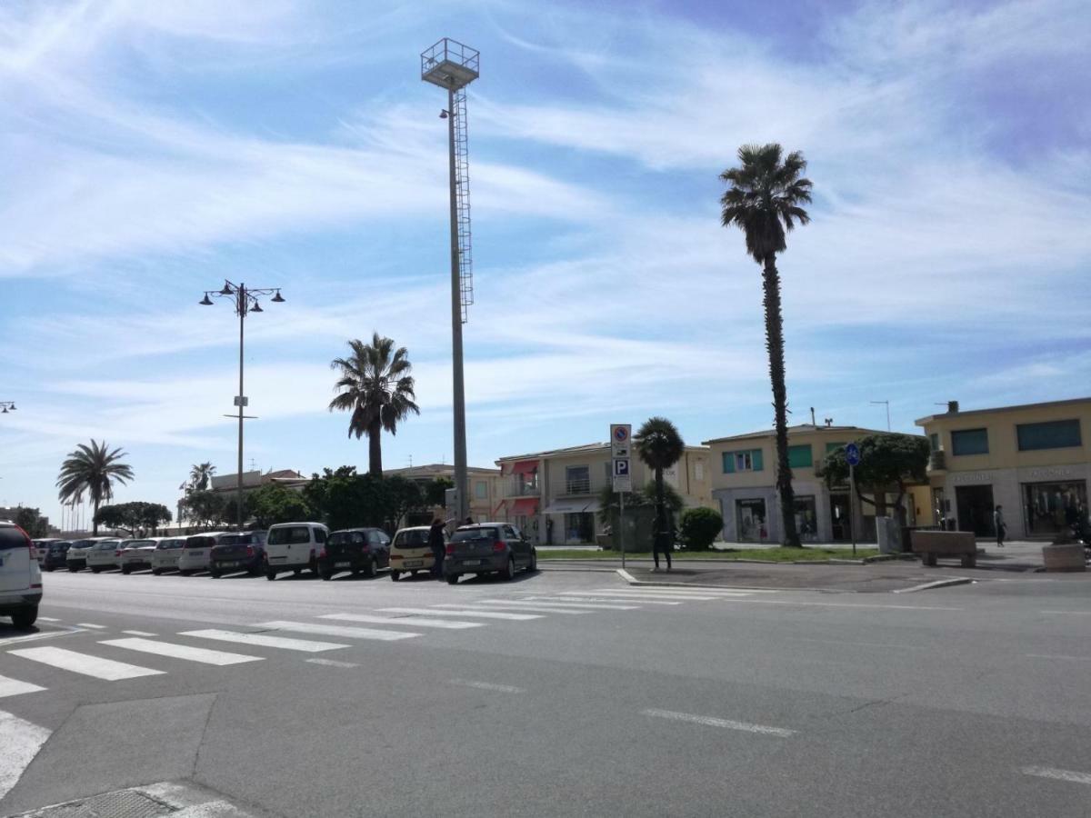 La Casa Di Anna Appartement Viareggio Buitenkant foto
